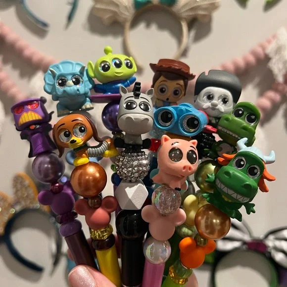 ✨😍 Disney Doorable beaded Pens handmade✍️ princess pixar Toy Story muppets - Picture 14 of 16